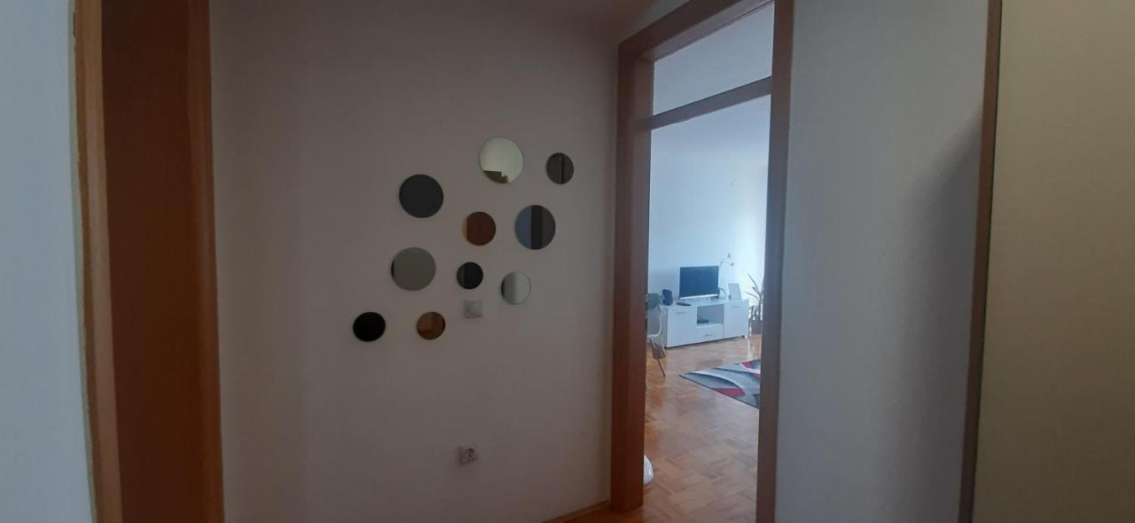 Apartman Stella Istocno Sarajevo Lukavica ภายนอก รูปภาพ